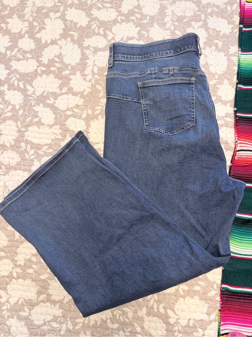 Torrid Bombshell Wide Leg Jeans W/ Super Soft Stretch - 20R